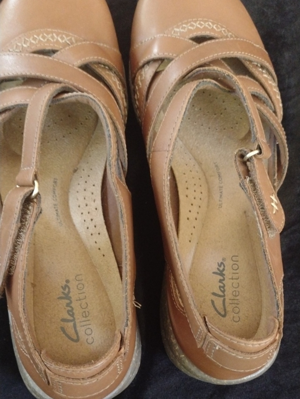 Clarks Women's Brown Leather Strappy Comfort Flats - Picture 2 of 5